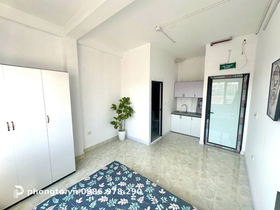 - Phòng mặt trước, có cửa sổ thoáng, ánh sáng tự nhiên - Diện tích: 18-20m2 Thịnh Liệt Hoàng Mai - PTGD-45068 (ảnh 1)